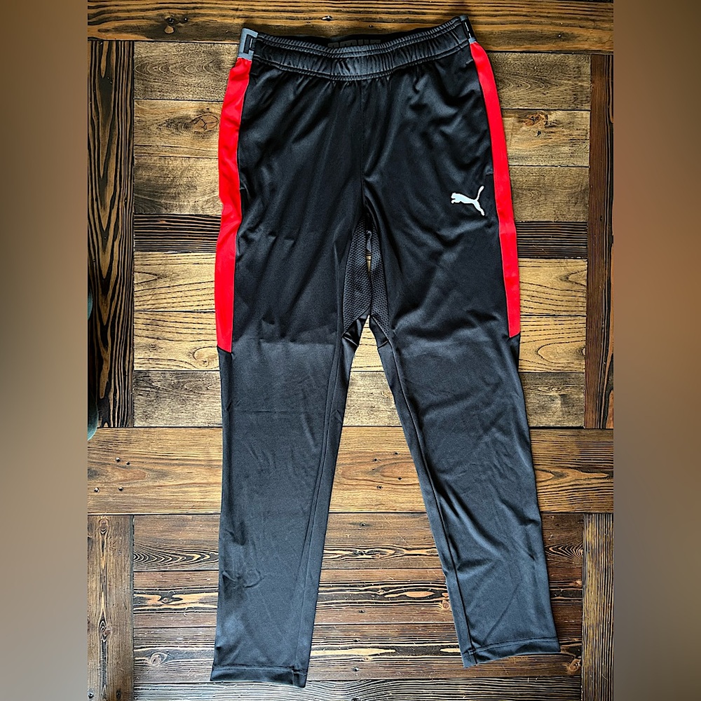 PUMA • men’s athletic track pants loungewear gym lightweight sweatpants medium